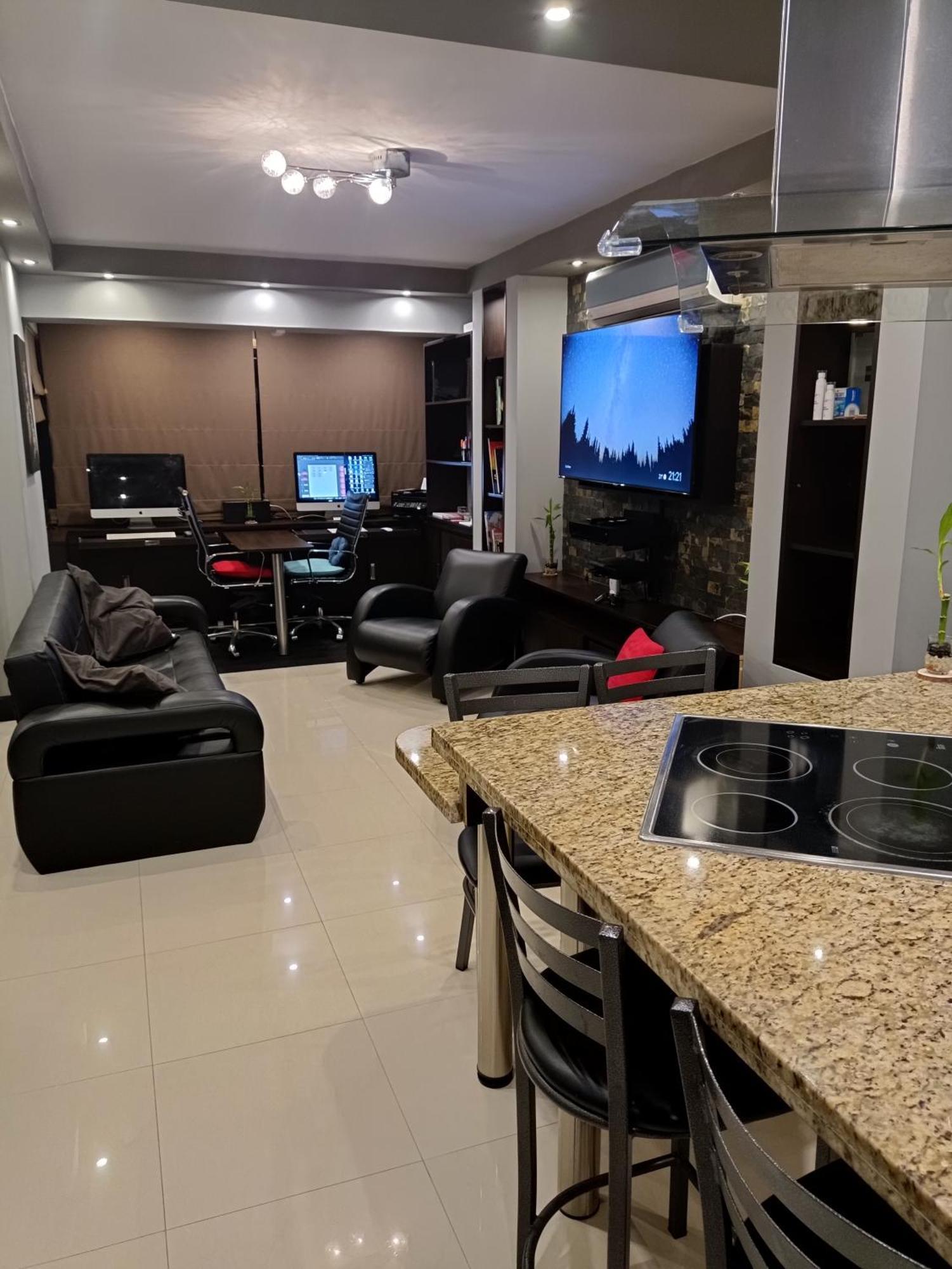 Moderno Y Equipado Apto Ejecutivo Con Piscina Apartment Caracas